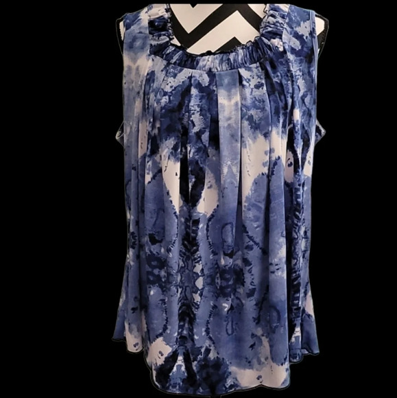 Cocomo Sleeveless Top - Picture 1 of 4